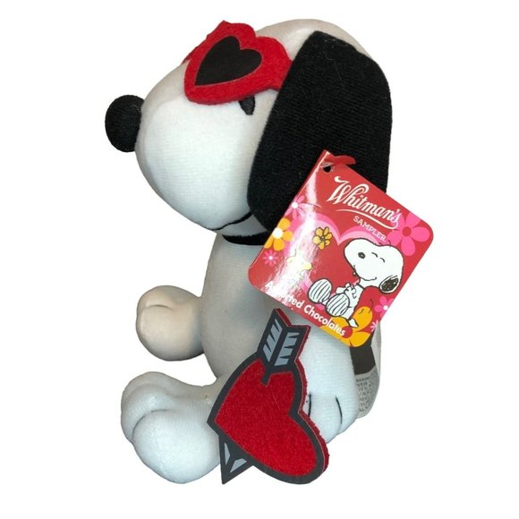 Peanuts Snoopy Whitman's Chocolates Valentines Cupid Plush Mini Stuffed Animal - Picture 4 of 8